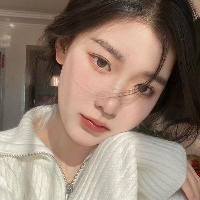 湖畔的女人们